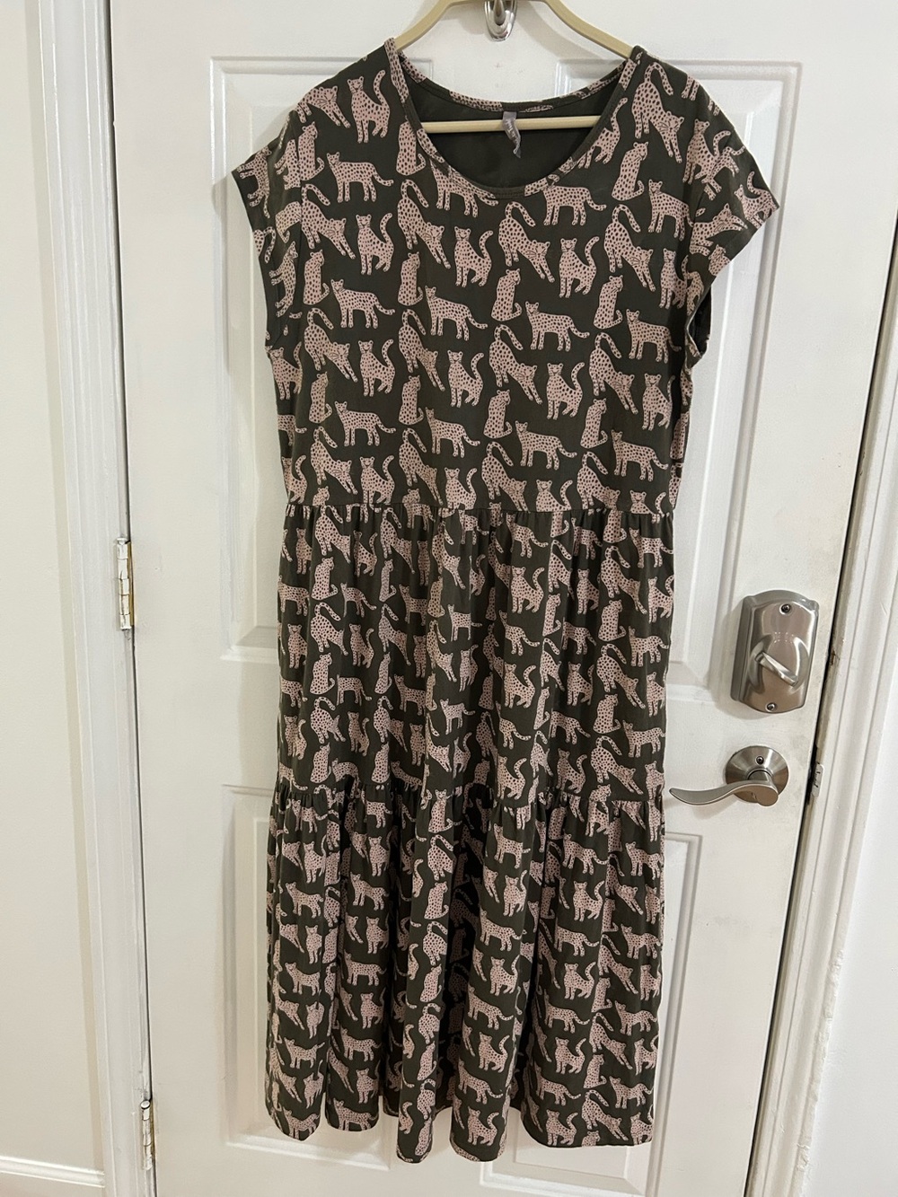 Mata Traders Leopard Green Tiered Jersey Dress in a playful animal print SizeXL